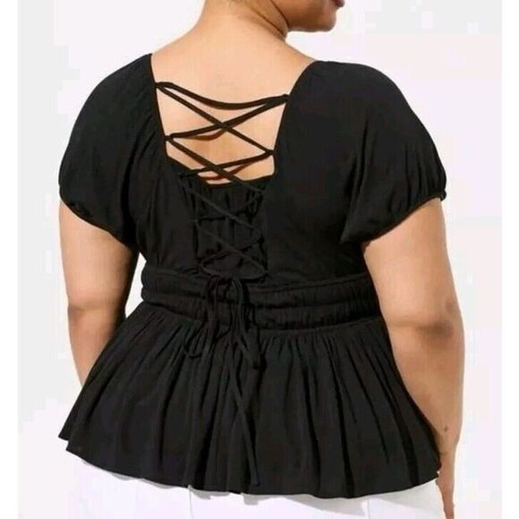 TORRID NWT Black Washable Crinkle Gauze Criss Cross Back Lace Up Top Size 2 (2X) - Picture 2 of 8